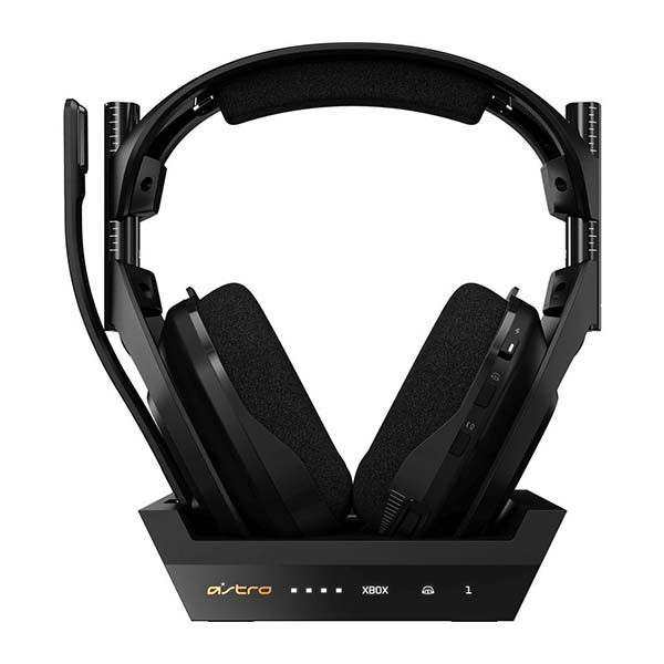 Logitech - ASTRO Gaming - A50 - 939-001680 - Wireless Gaming Headset with Base Station (for Xbox One & PC)